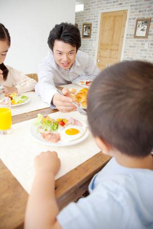 岡山木村屋グループのOKF株式会社の製品とサービス|人と街をつなぐ美味しいパンの展開